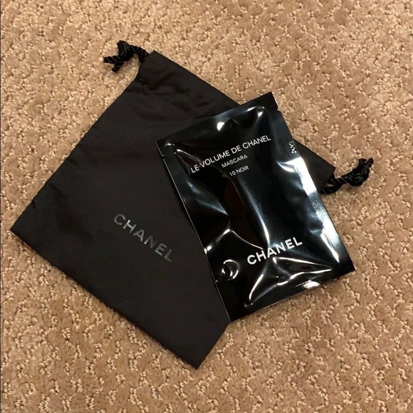 NEW Chanel Sample Bag and SAMPLE Mascara 10 Noir - Picture 1 of 4